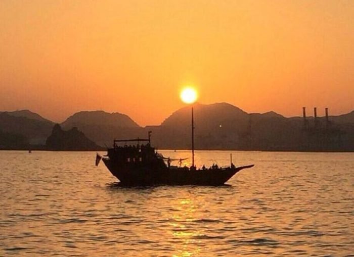 Sunset Dhow Cruise – Code HD – 04